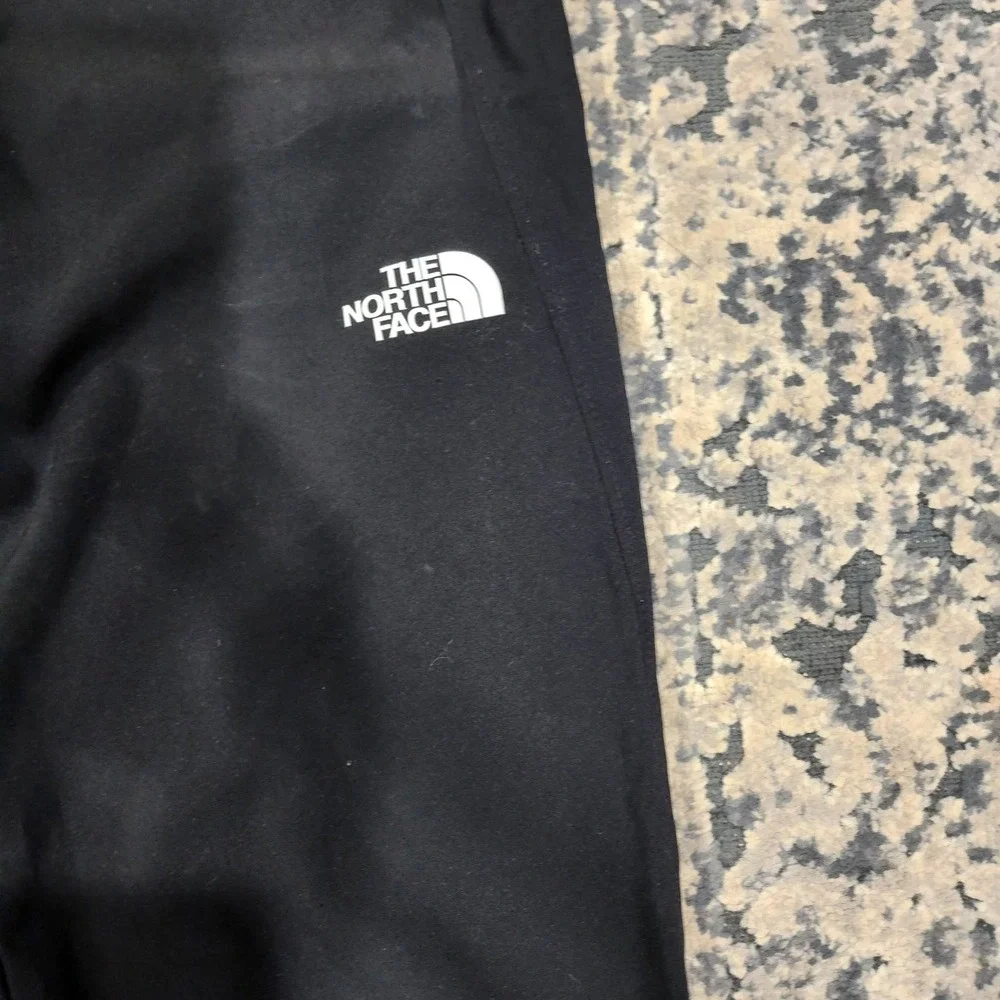 The North Face Boys Black Jogger Pants Size L 12 Elastic Waist Activewear Logo